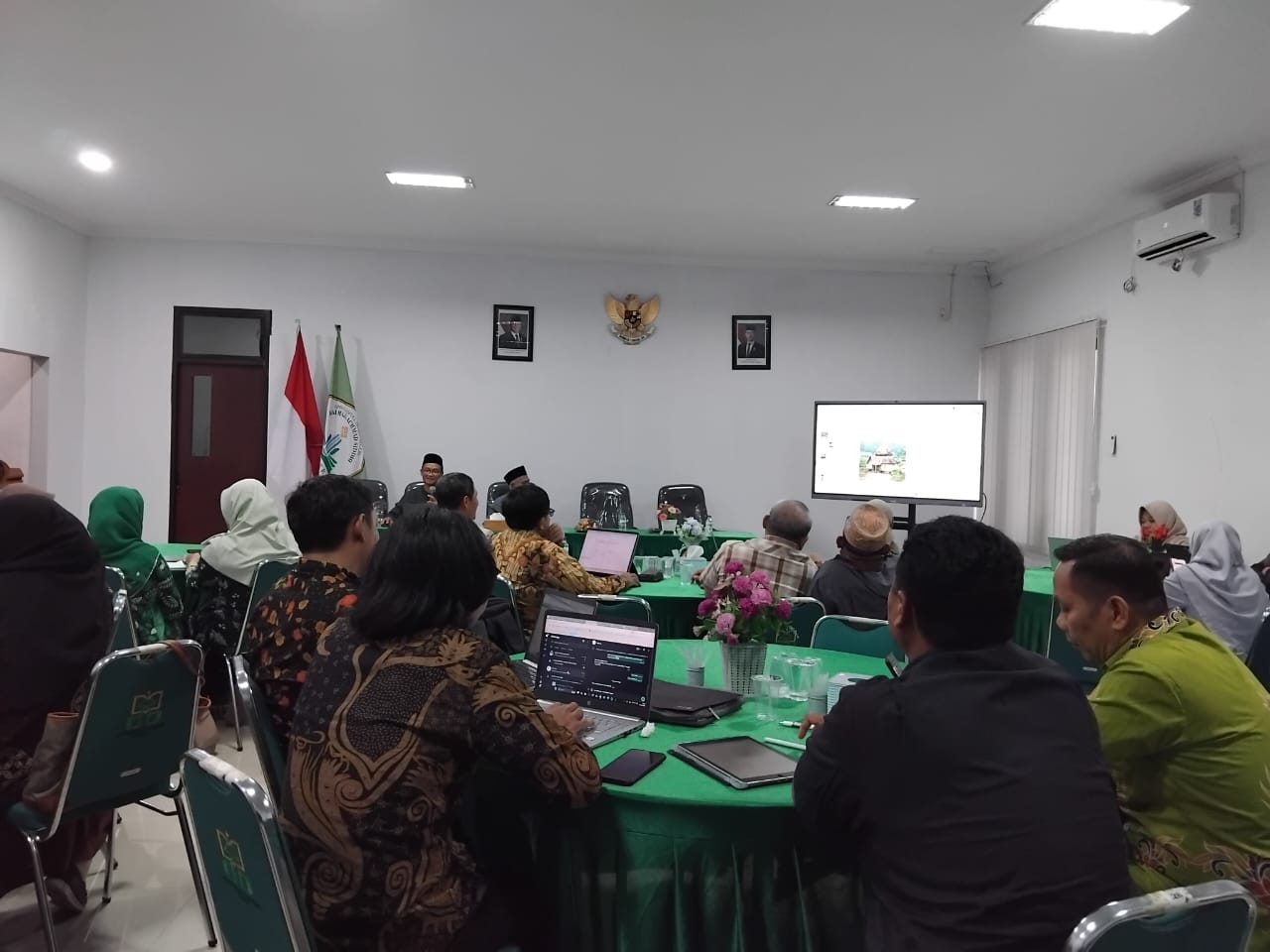 Dosen Tadris IPS UIN KHAS Jember Ikuti Bootcamp Ecotheology Studies 2025